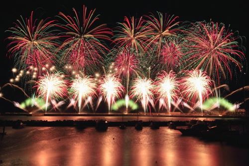 箱根のコテージから熱海花火大会会場まで20分