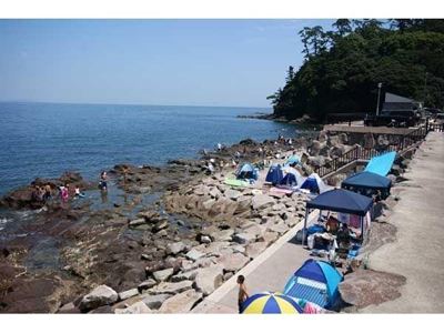 箱根のコテージ湘南 真鶴 貸別荘 海から約3分。琴ヶ浜海岸海水浴場