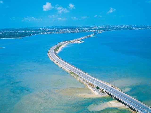 海中道路　沖縄県　人気観光地